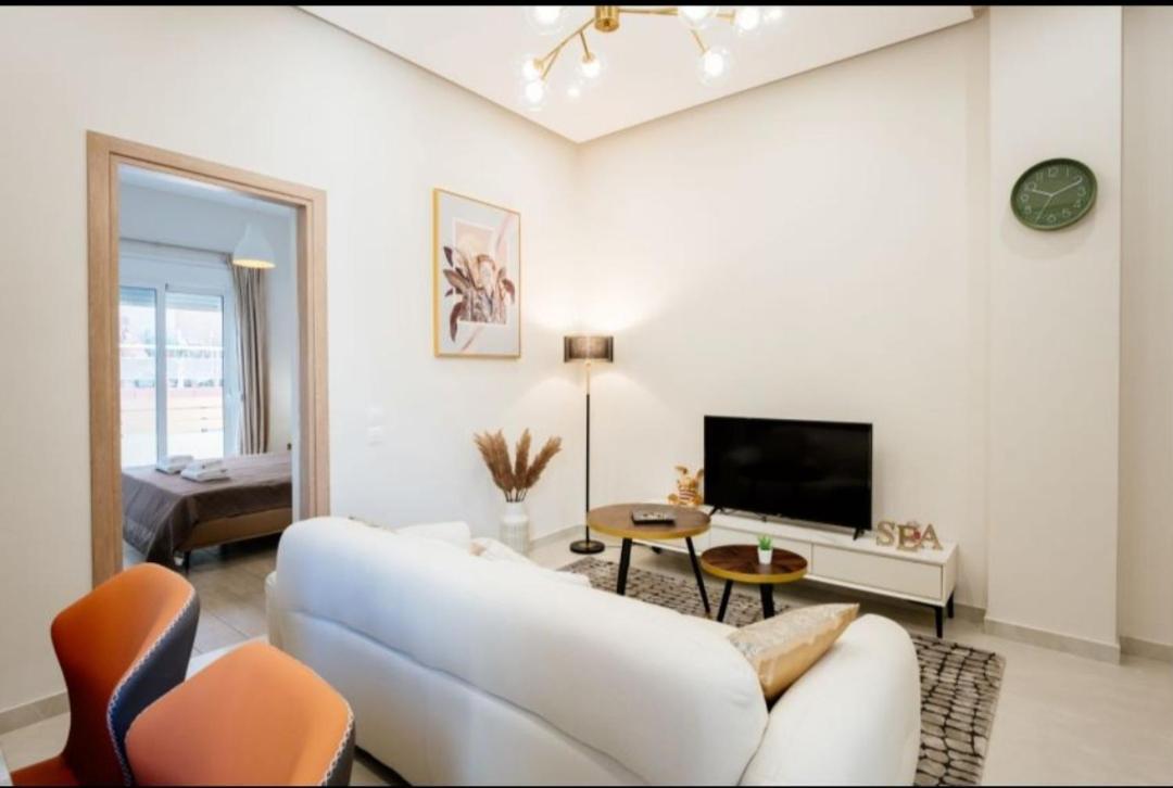 Brand New Apartment Nearby Metro Athene Buitenkant foto